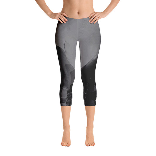 "Escape" Capri Leggings